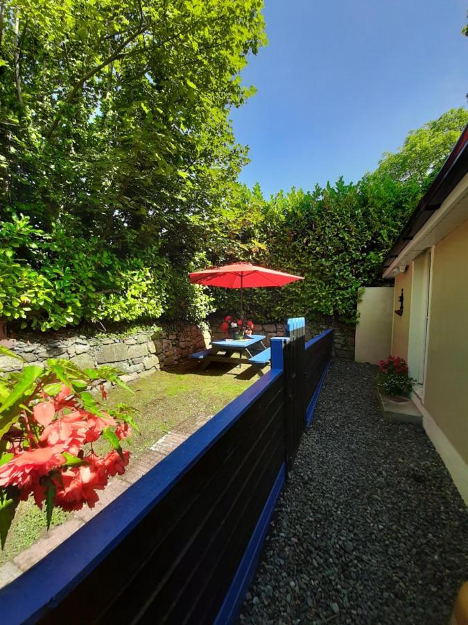 Riverside Lodge Карлингфорд Екстериор снимка